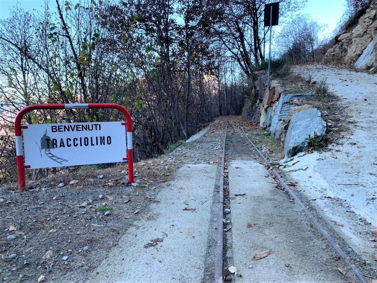Lungo i Sentieri del Tracciolino: Un’Esperienza Tutta da Vivere Lungo i Sentieri del Tracciolino: Un’Esperienza Tutta da Vivere desktop picture