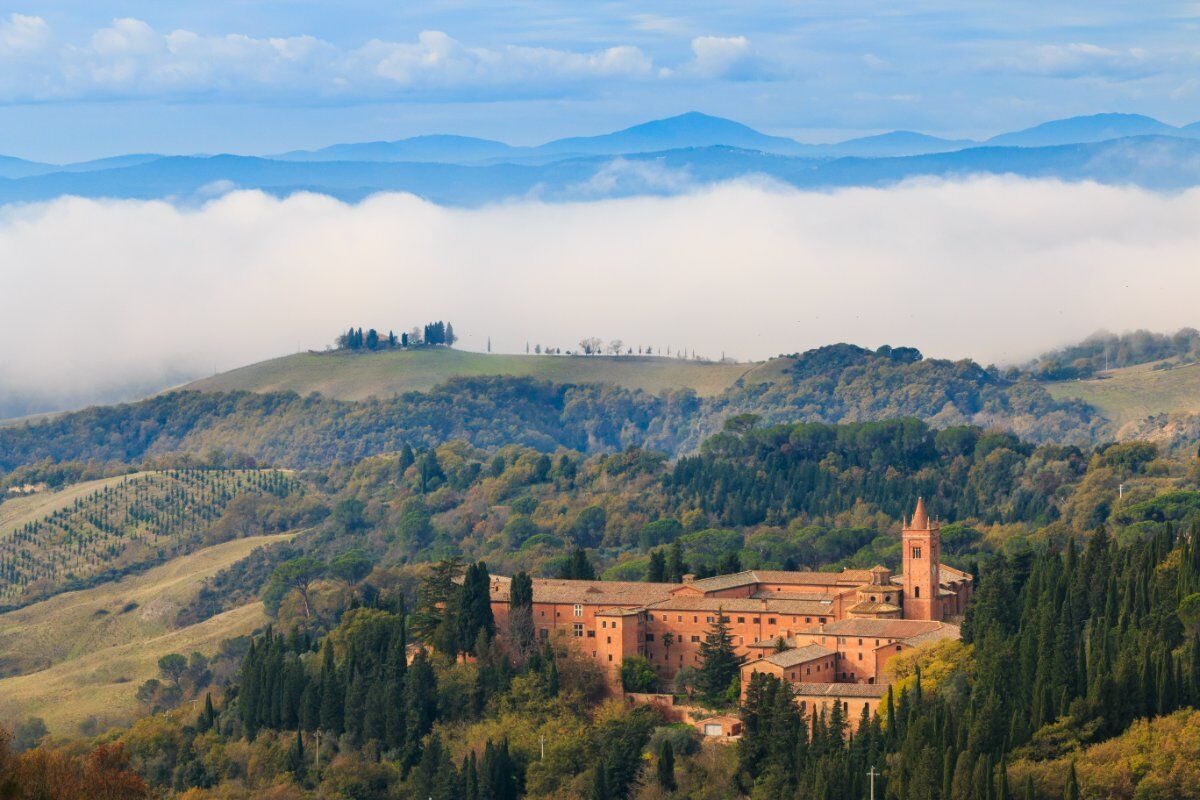 Le Abbazie della Toscana del Sud desktop picture