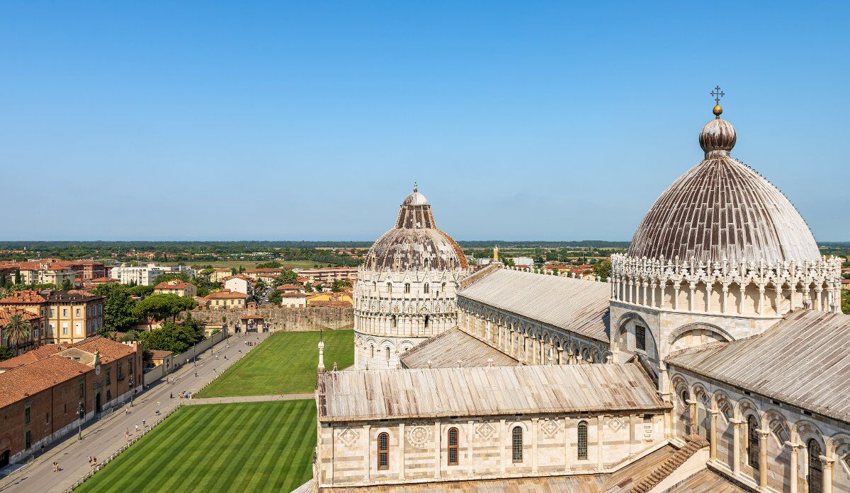 Spettacolare Pisa dall'alto: Passeggiata guidata lungo le Mura Spettacolare Pisa dall'alto: Passeggiata guidata lungo le Mura desktop picture