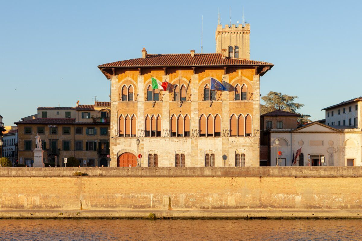 Dal Medioevo al Rinascimento: Visita Guidata al Museo di San Matteo Dal Medioevo al Rinascimento: Visita Guidata al Museo di San Matteo desktop picture