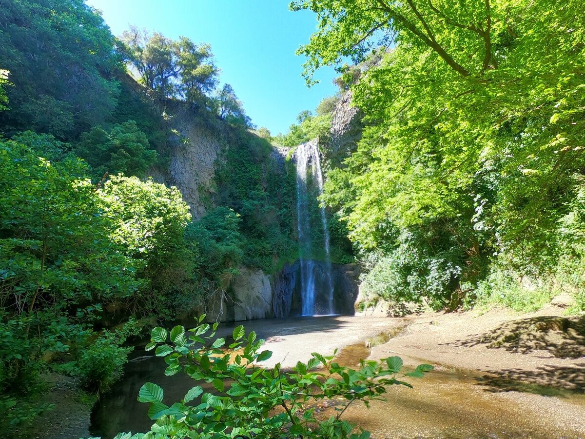 Trekking di Halloween dalle Cascate di Cerveteri alla Via degli Inferi desktop picture