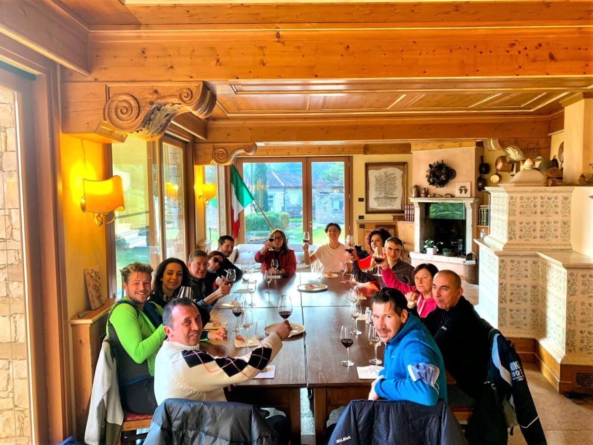 Le colline Valdagnesi: Passeggiata con degustazione in cantina Le colline Valdagnesi: Passeggiata con degustazione in cantina desktop picture