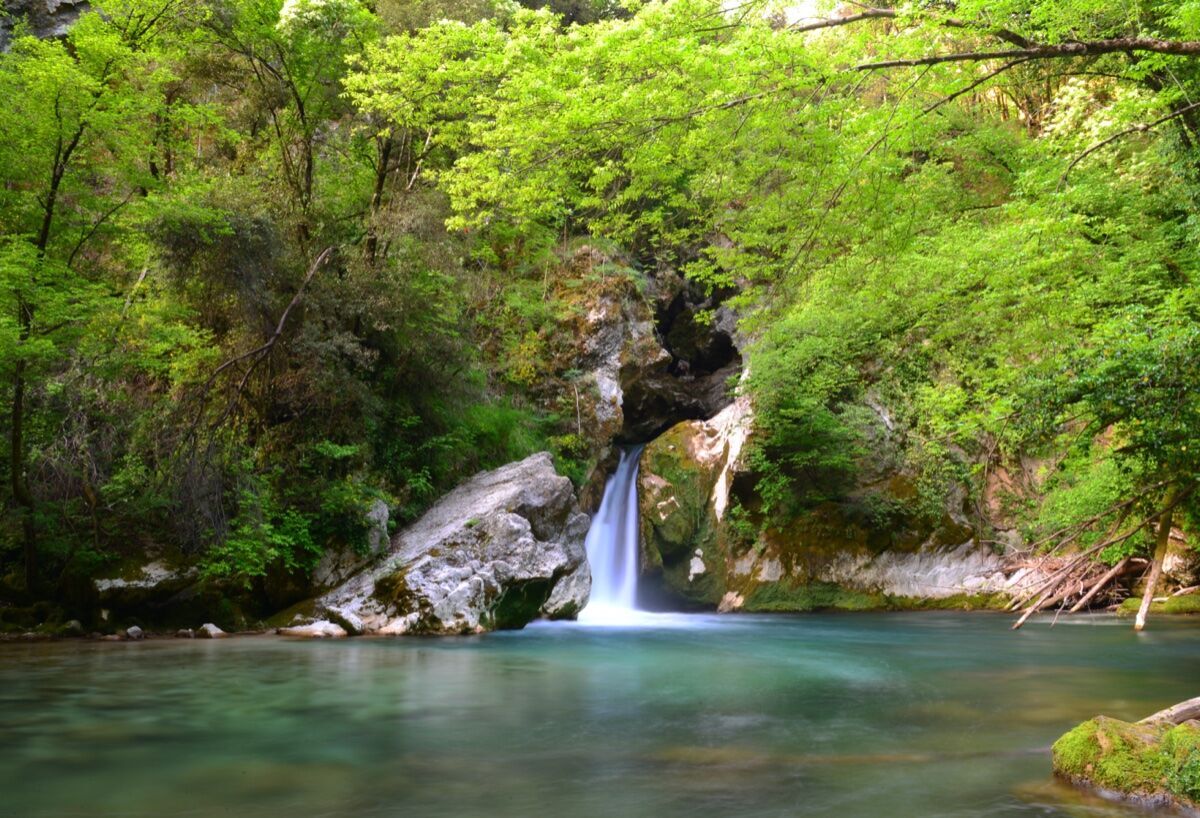 Trekking con Yoga sui Monti Simbruini Trekking con Yoga sui Monti Simbruini desktop picture