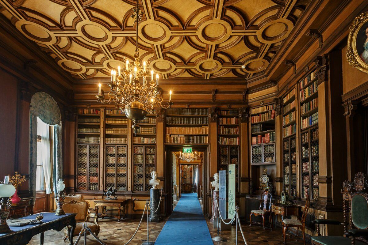 Il Castello di Miramare: Tour Guidato nella Perla Bianca di Trieste Il Castello di Miramare: Tour Guidato nella Perla Bianca di Trieste desktop picture