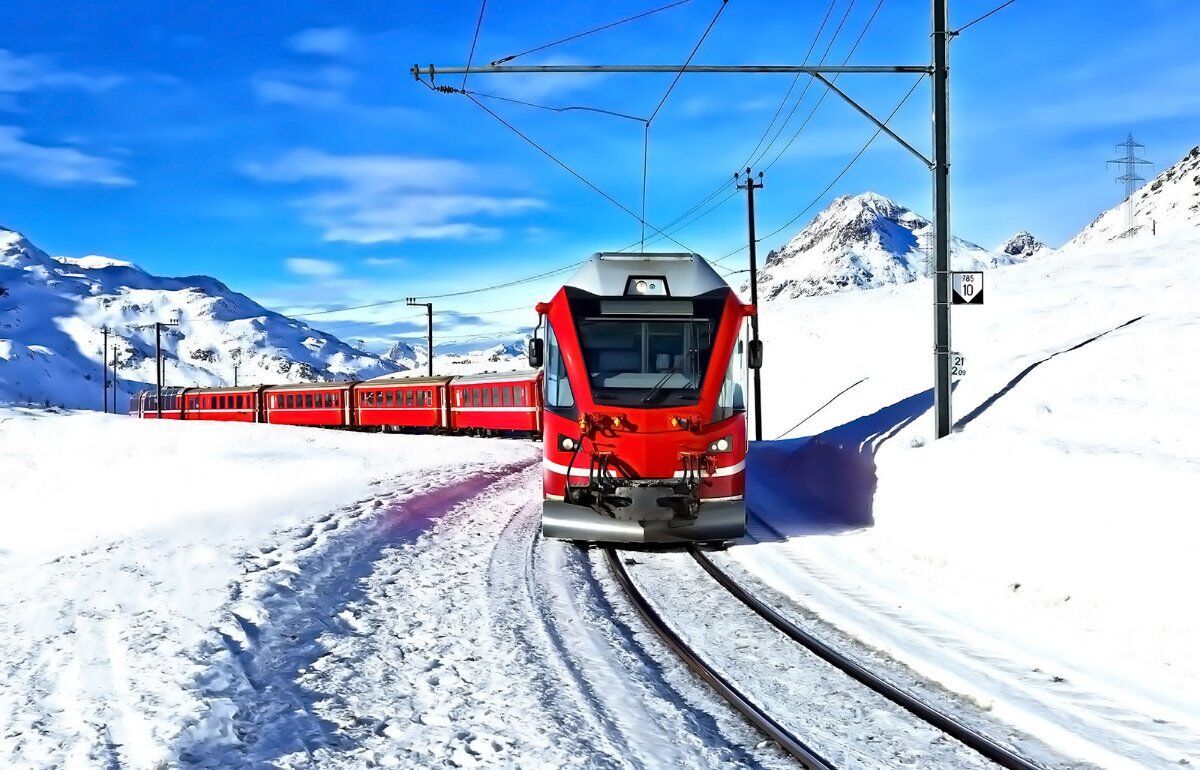 Ponte dell'Immacolata sulla Neve: Terme di Bormio, Trenino del Bernina, Pizzoccheri e Ciaspole desktop picture