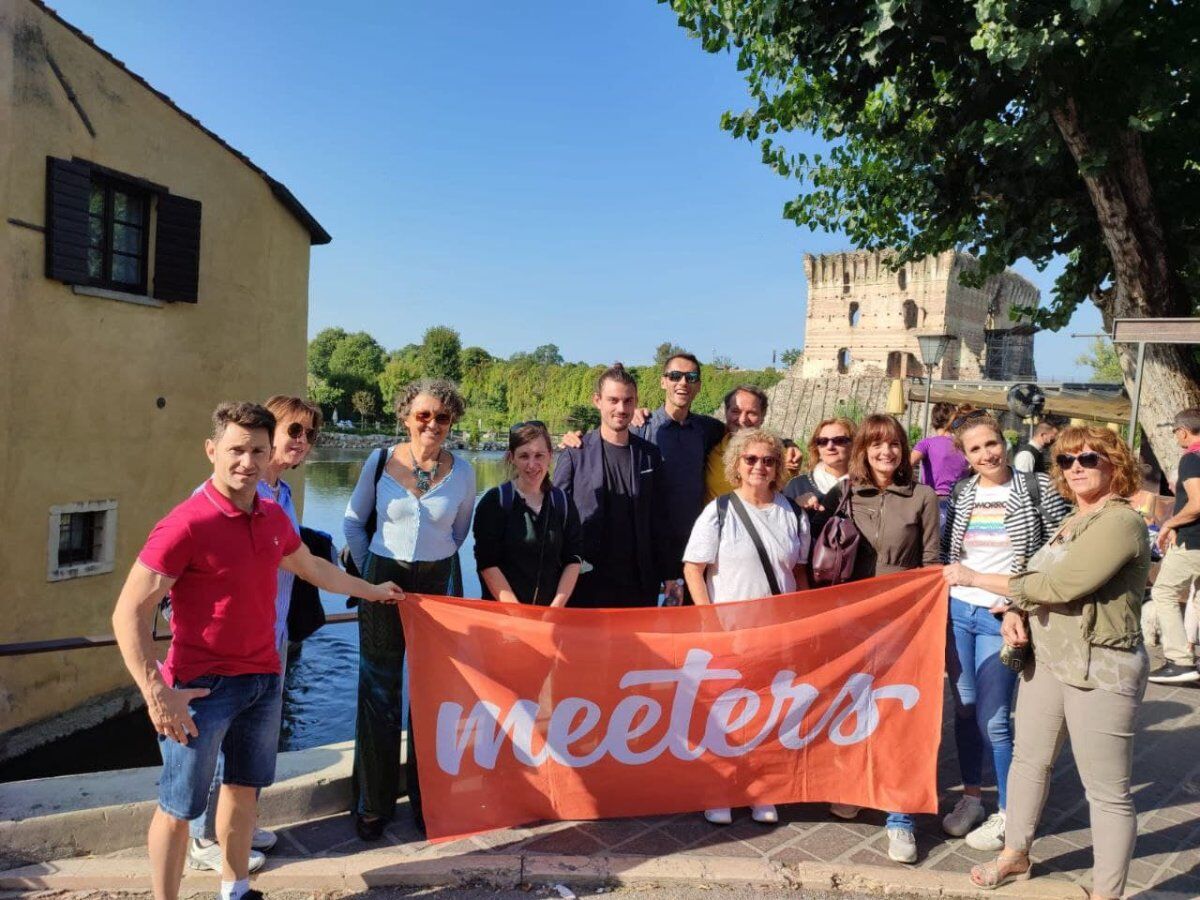 Pasqua al Lago di Garda: Borghetto sul Mincio e Lazise Pasqua al Lago di Garda: Borghetto sul Mincio e Lazise desktop picture