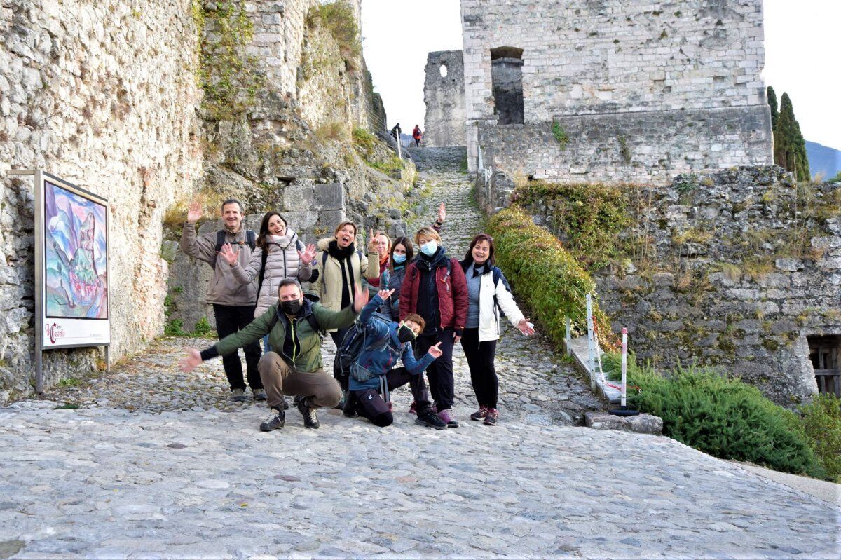 Il Castello di Arco: un Trekking panoramico Il Castello di Arco: un Trekking panoramico desktop picture