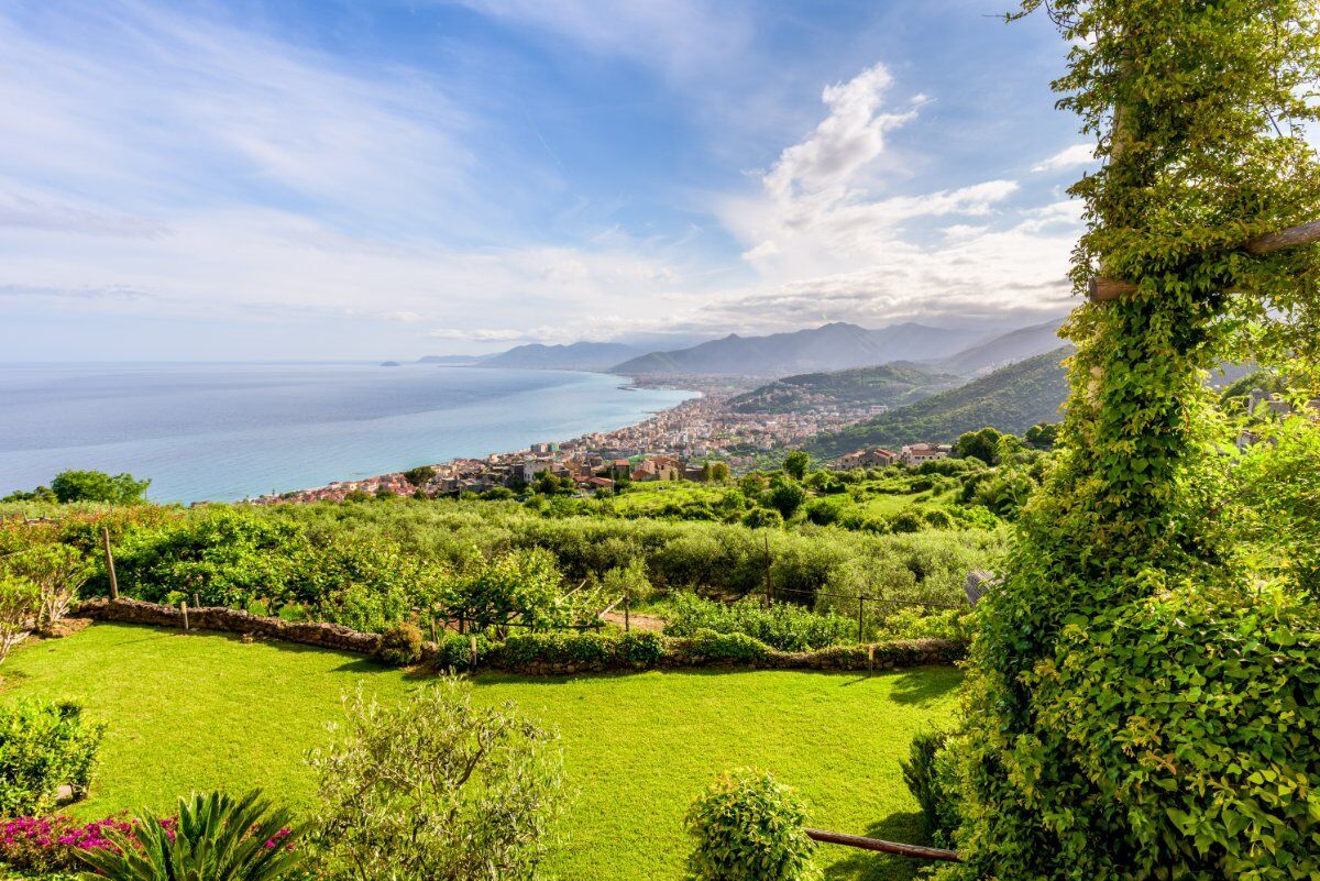 Pasquetta a Verezzi: Passeggiata e Picnic Vista Mare desktop picture