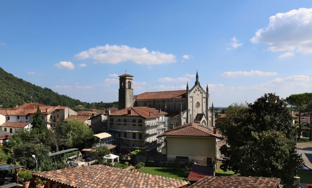 Trekking tra i Castelli di Faedis con Degustazione in Cantina desktop picture