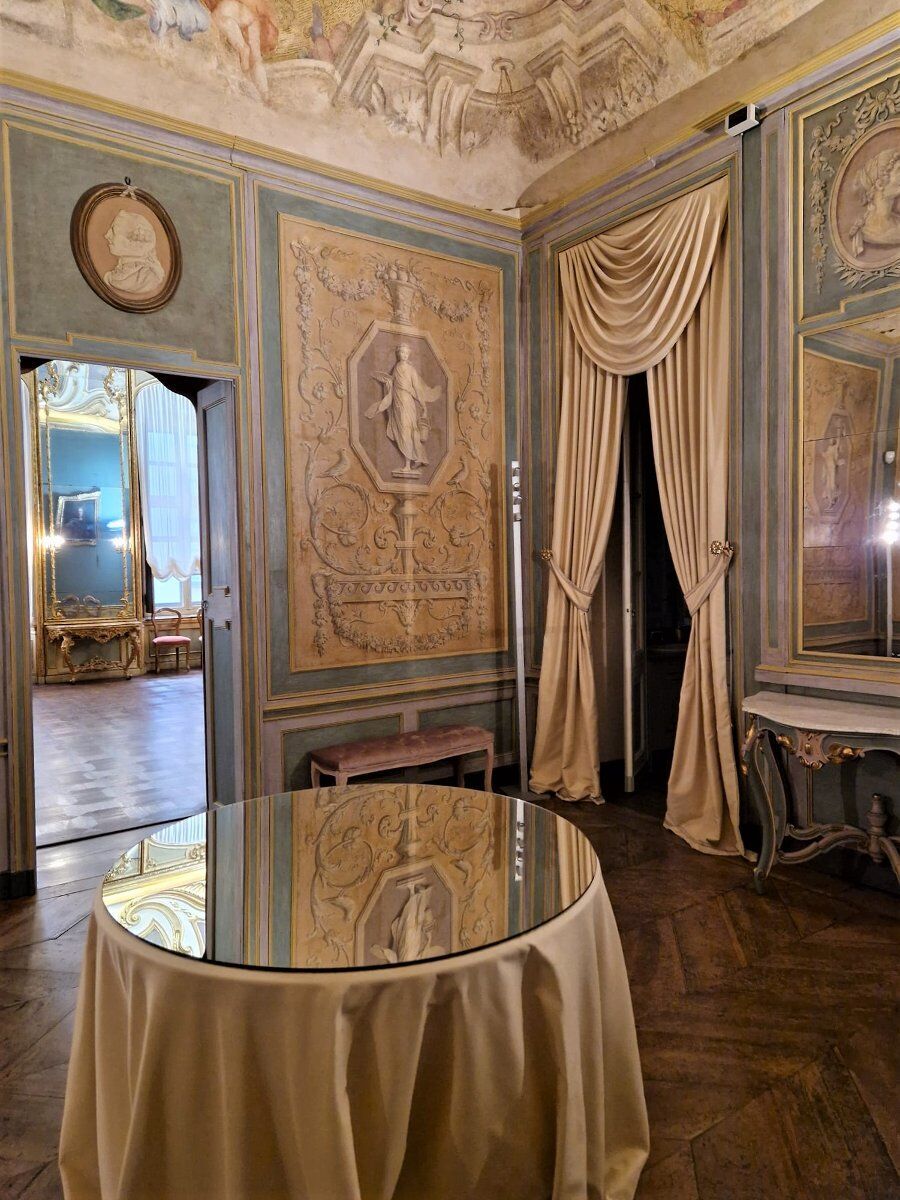 Visita Guidata a Palazzo Barolo e alla Torino Barocca desktop picture