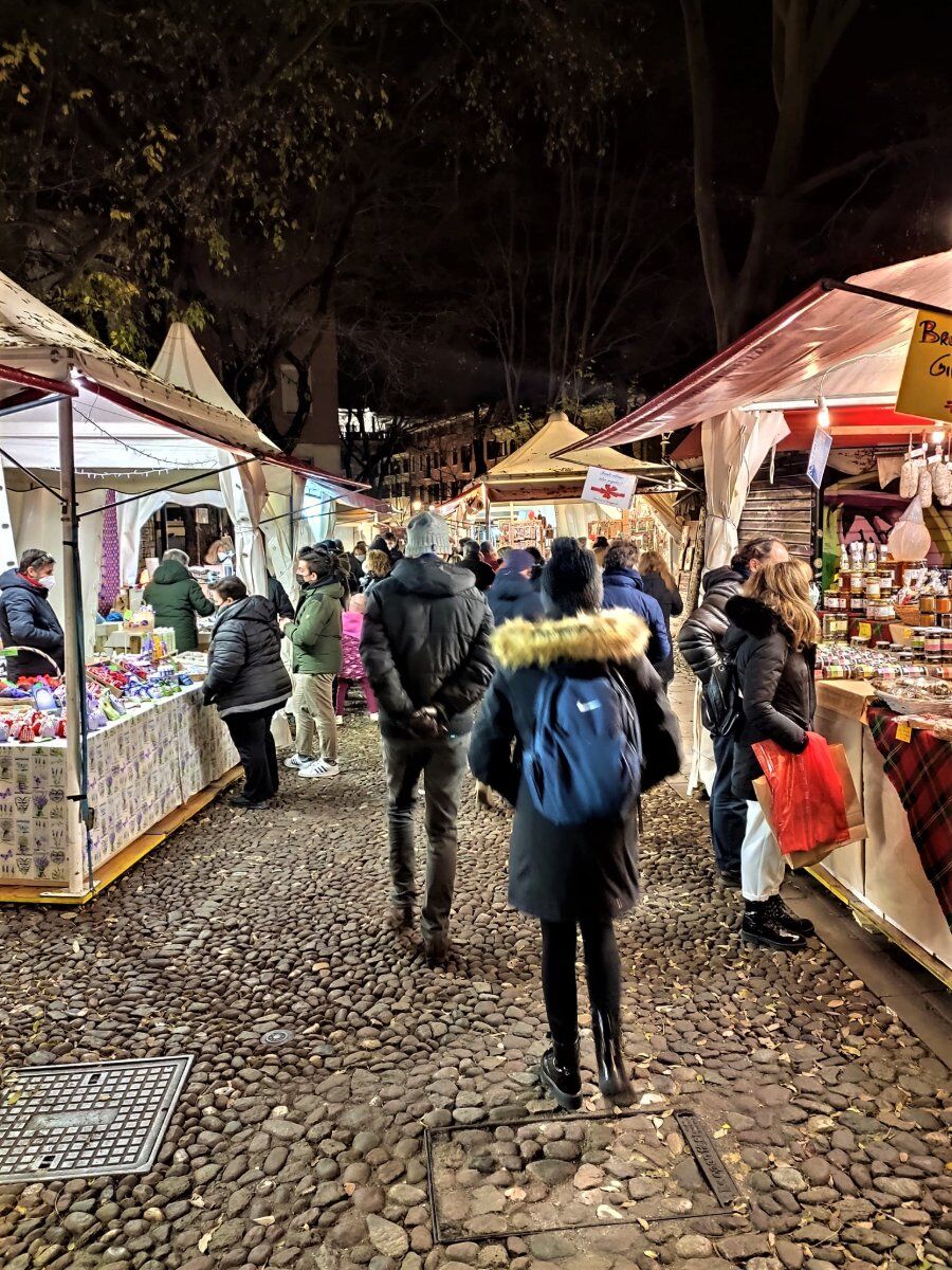 Uscita di Gruppo tra i Mercatini Natalizi di Padova Uscita di Gruppo tra i Mercatini Natalizi di Padova desktop picture