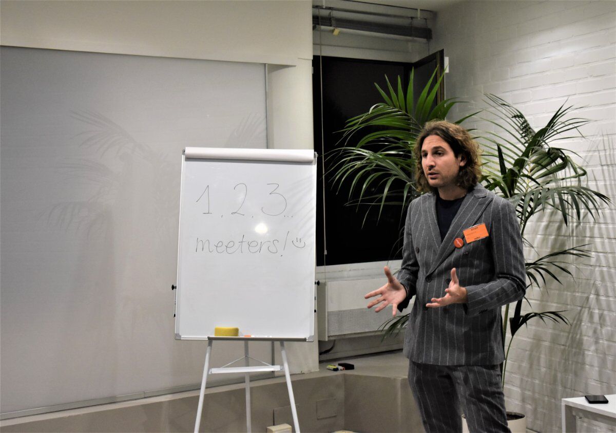 Aperitivo a Milano: Conosci Meeters e la Campagna di Crowdfunding Aperitivo a Milano: Conosci Meeters e la Campagna di Crowdfunding desktop picture