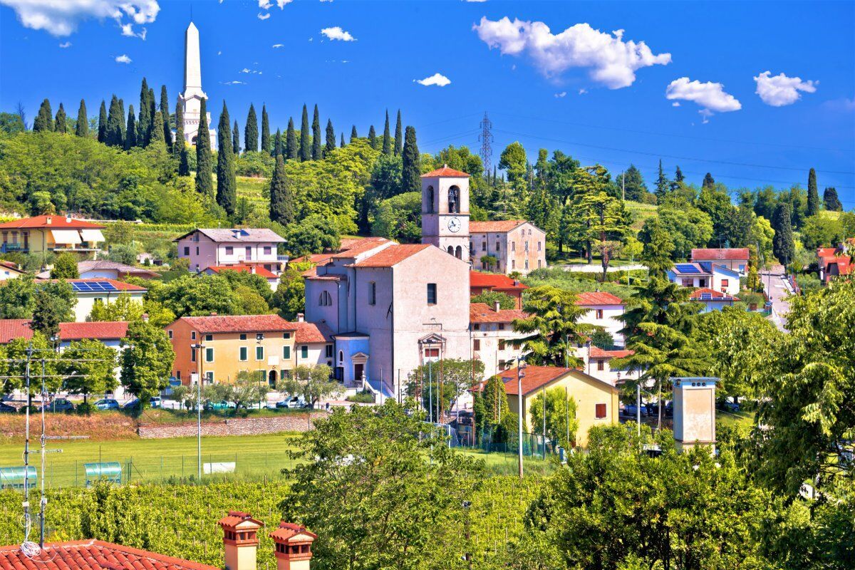 Passeggiata a Custoza con Degustazione in Cantina desktop picture