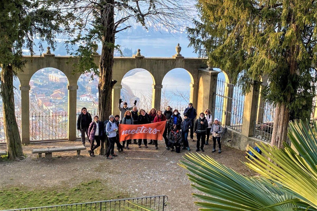 Camminata di gruppo dal Castello dell'Innominato al Lago di Garlate desktop picture