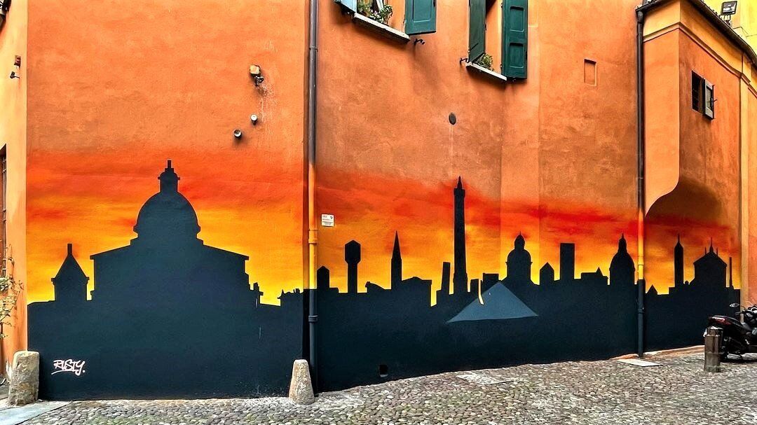 La Street Art di Bologna: Tour Guidato del Quartiere Porto desktop picture