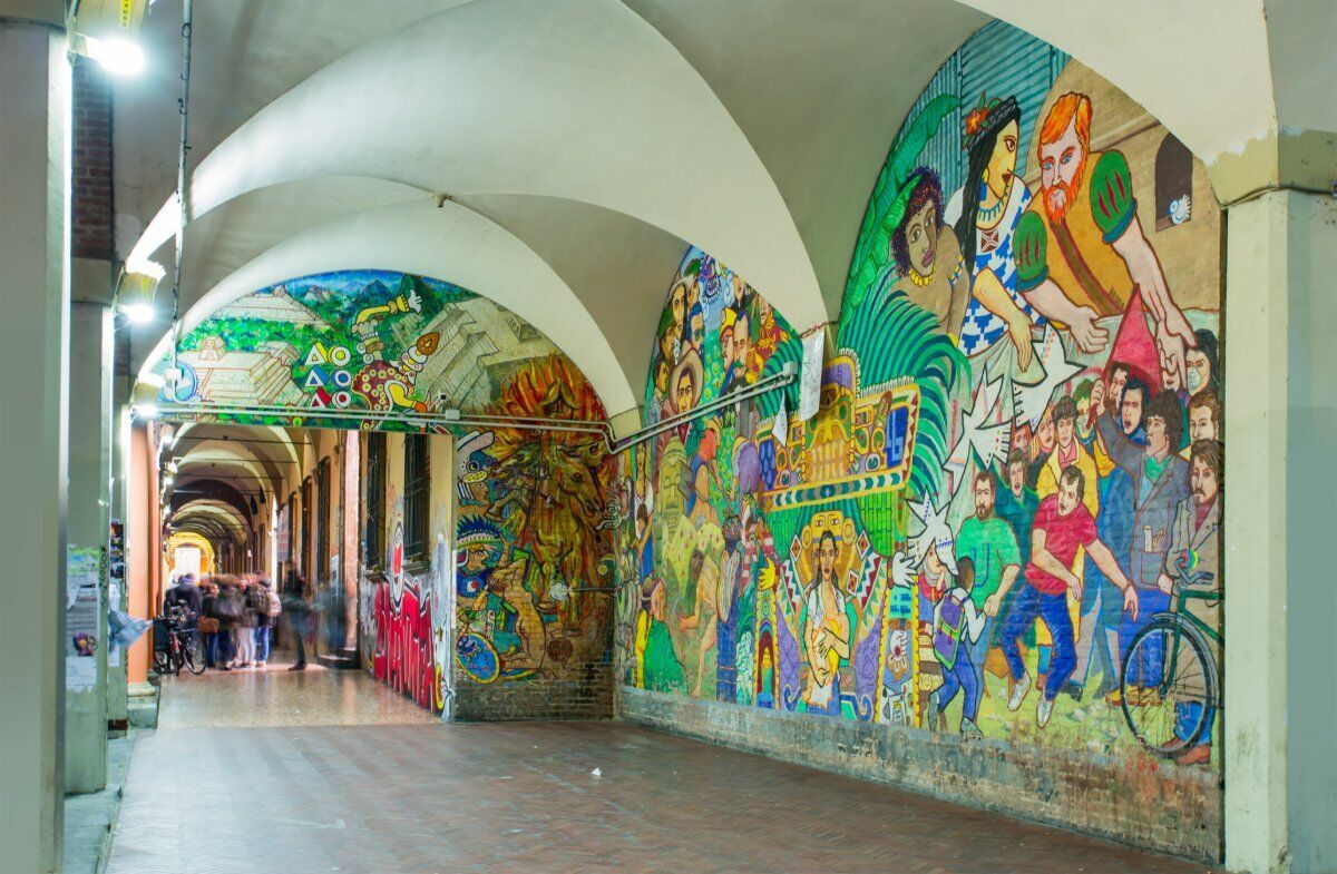 La Street Art di Bologna: Tour Guidato del Quartiere Porto La Street Art di Bologna: Tour Guidato del Quartiere Porto desktop picture