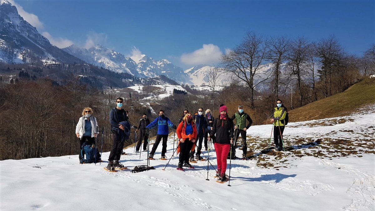 Ciaspolata lungo il Sentiero dei Grandi Alberi - Prima Parte (Ciaspole Non Incluse) Ciaspolata lungo il Sentiero dei Grandi Alberi - Prima Parte (Ciaspole Non Incluse) desktop picture