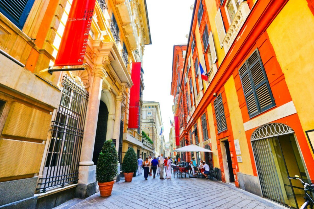 Botteghe Storiche a Genova: Visita Guidata alla Città Artigiana desktop picture