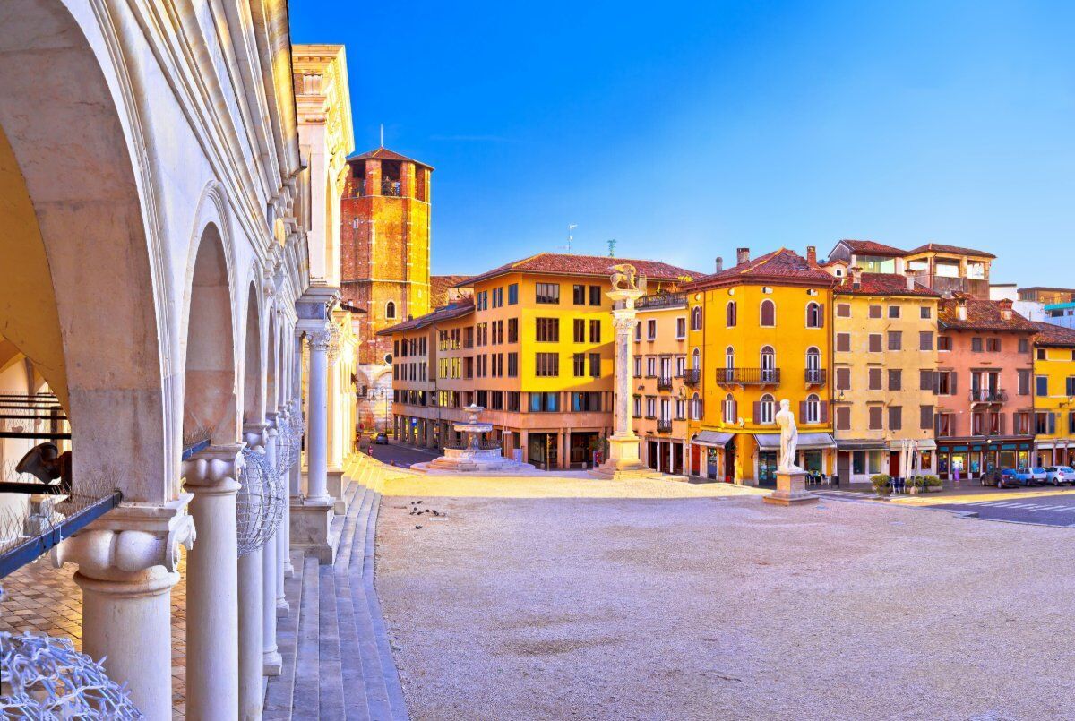 Visita guidata di Udine, la Capitale del Friuli desktop picture