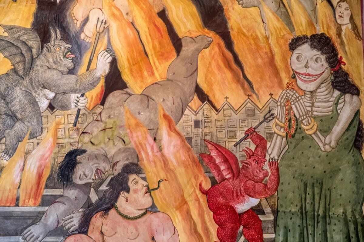 Pietrasanta: Visita guidata nel cuore della Versilia Pietrasanta: Visita guidata nel cuore della Versilia desktop picture