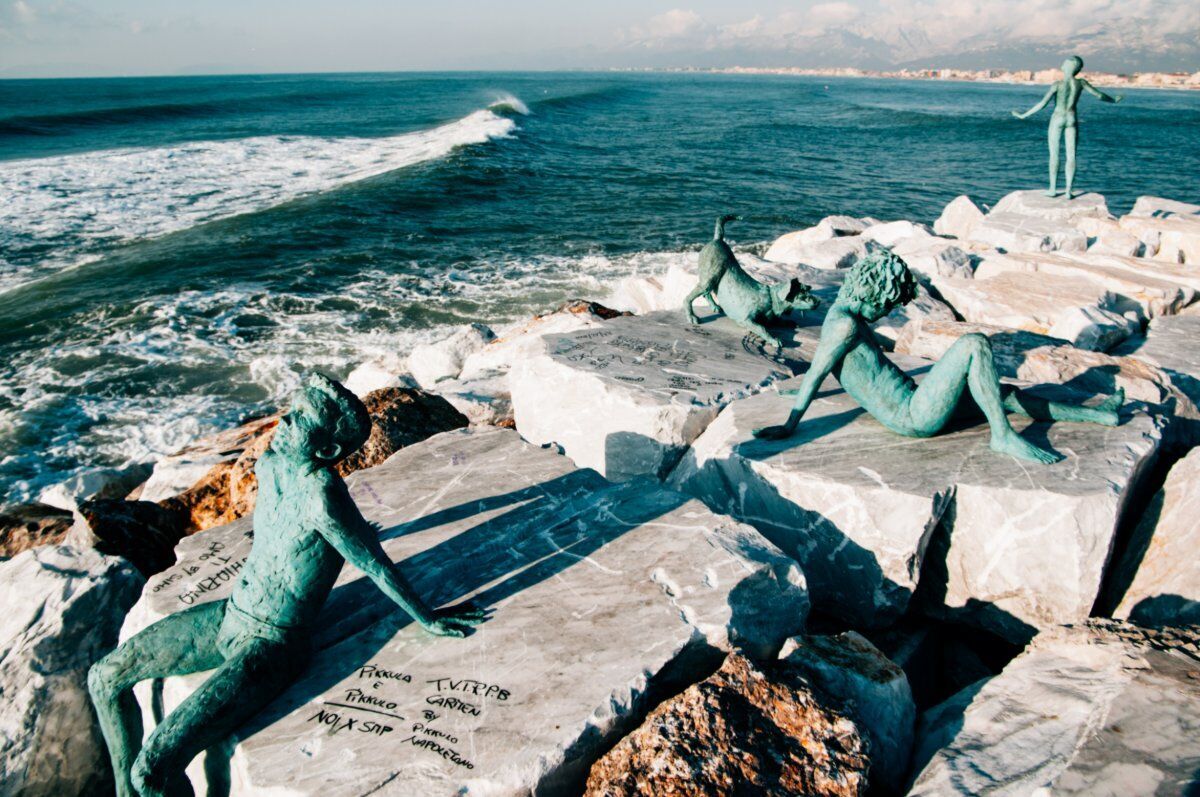 Tra Storia, Mare e Carnevale: Un Insolito Tour di Viareggio Tra Storia, Mare e Carnevale: Un Insolito Tour di Viareggio desktop picture