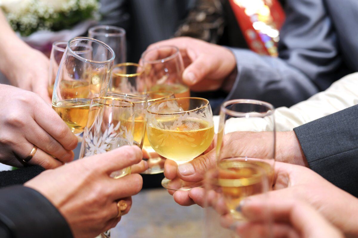 Festa della Donna: Aperitivo a Genova Festa della Donna: Aperitivo a Genova desktop picture
