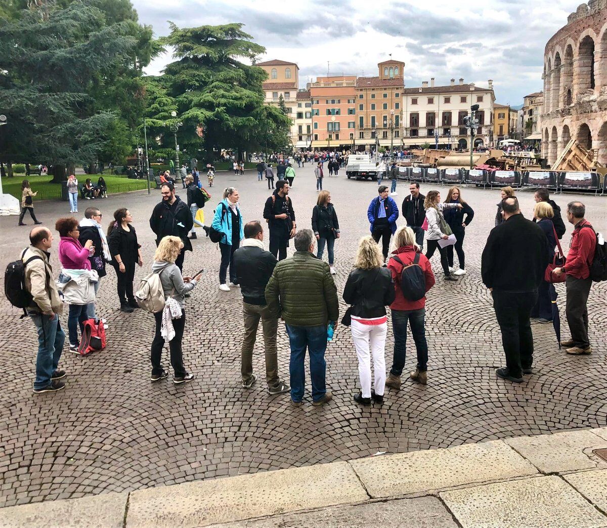 Caccia al Tesoro a Verona, la Città Scaligera Caccia al Tesoro a Verona, la Città Scaligera desktop picture