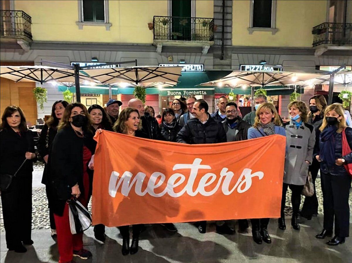 Pizzata a due passi dai Navigli Pizzata a due passi dai Navigli desktop picture