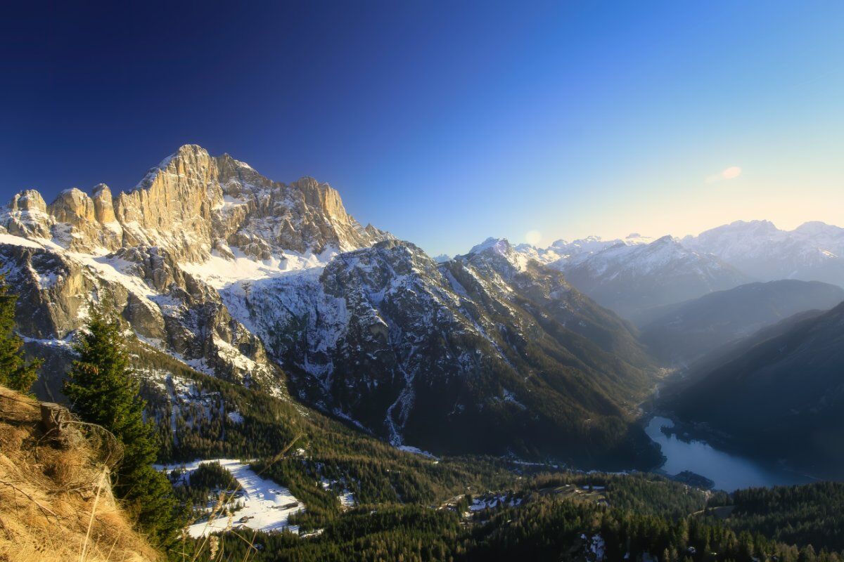 Ciaspolata con Pranzo in Rifugio: Il Monte Fertazza (Ciaspole Non Incluse) desktop picture