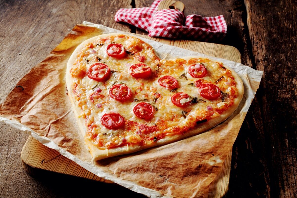 Festa dei Single: Pizzata a Brescia desktop picture