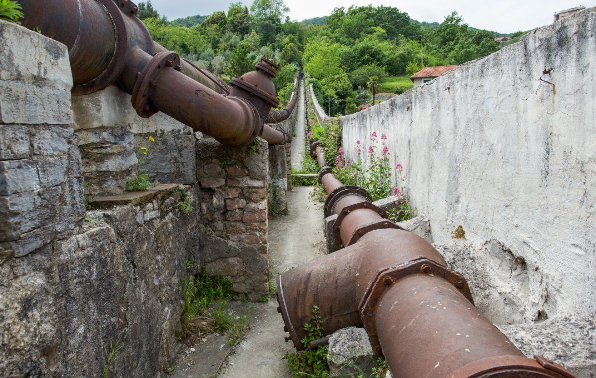 L'Acquedotto Storico di Genova: Trekking e Pranzo con Vista L'Acquedotto Storico di Genova: Trekking e Pranzo con Vista desktop picture