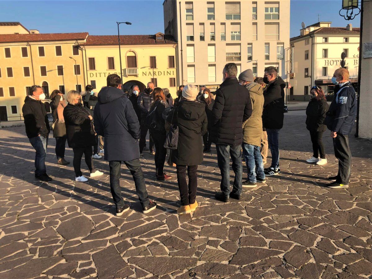 Passeggiata nella storia e nei sapori di Bassano del Grappa desktop picture