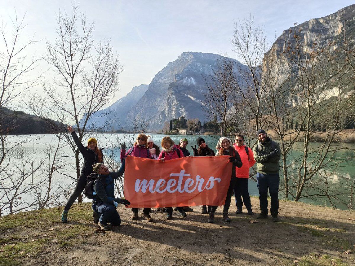 Il Lago di Toblino e il suo incantevole Castello Il Lago di Toblino e il suo incantevole Castello desktop picture
