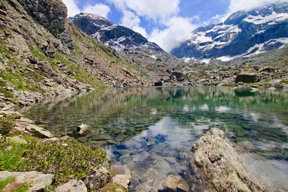Trekking Alpino tra i Magici Colori dei Laghi Verdi desktop picture