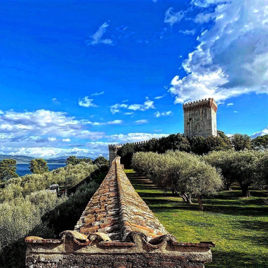 Fine Settimana in Umbria sul Lago Trasimeno Fine Settimana in Umbria sul Lago Trasimeno desktop picture