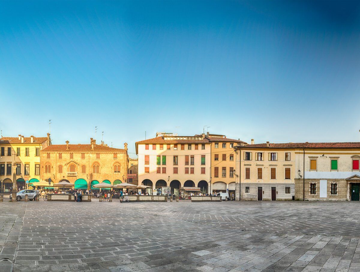 Visita Guidata tra gli Affreschi del Battistero di Padova Visita Guidata tra gli Affreschi del Battistero di Padova desktop picture