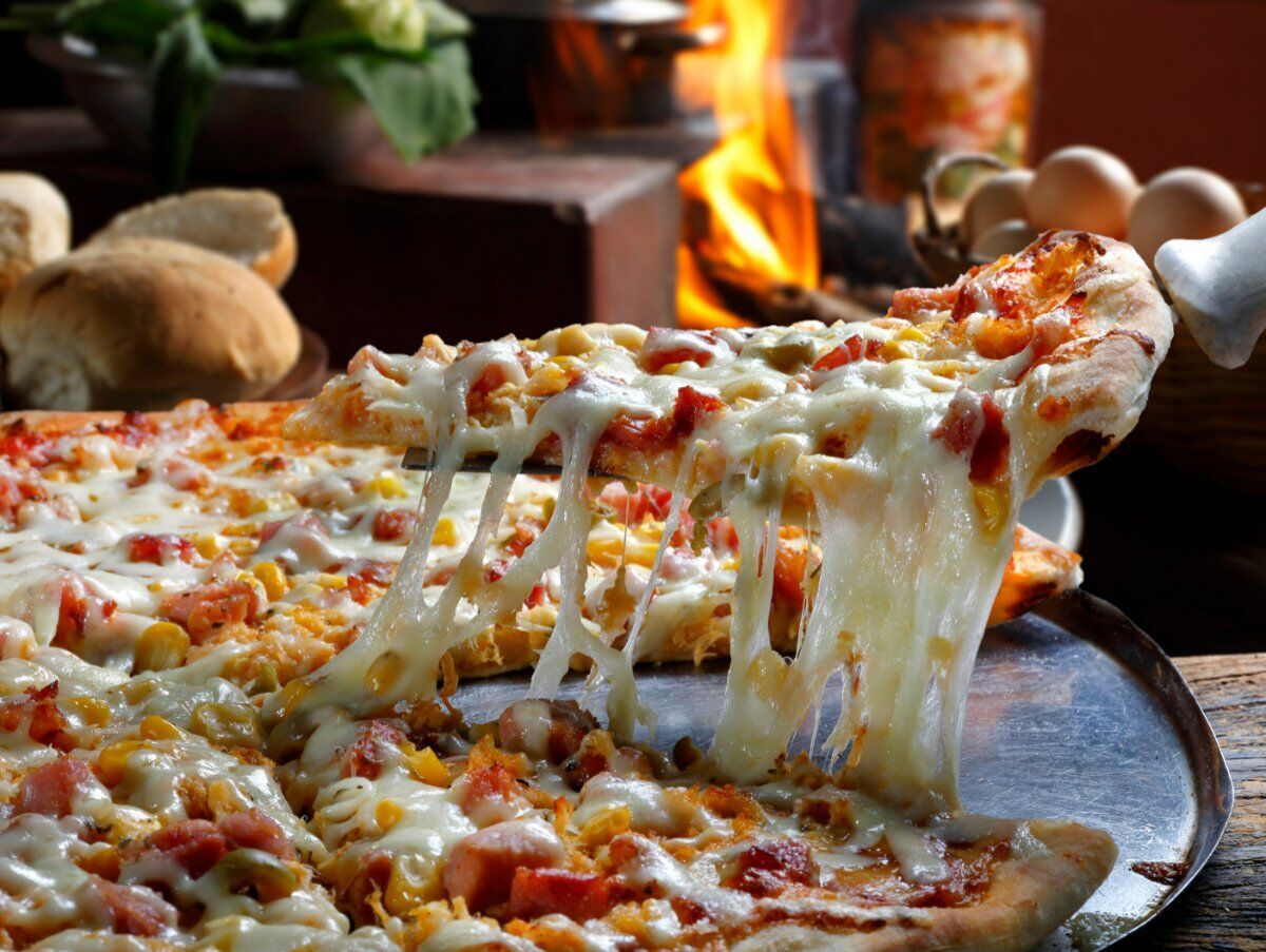 Festa dei Single: Pizzata a Parma desktop picture
