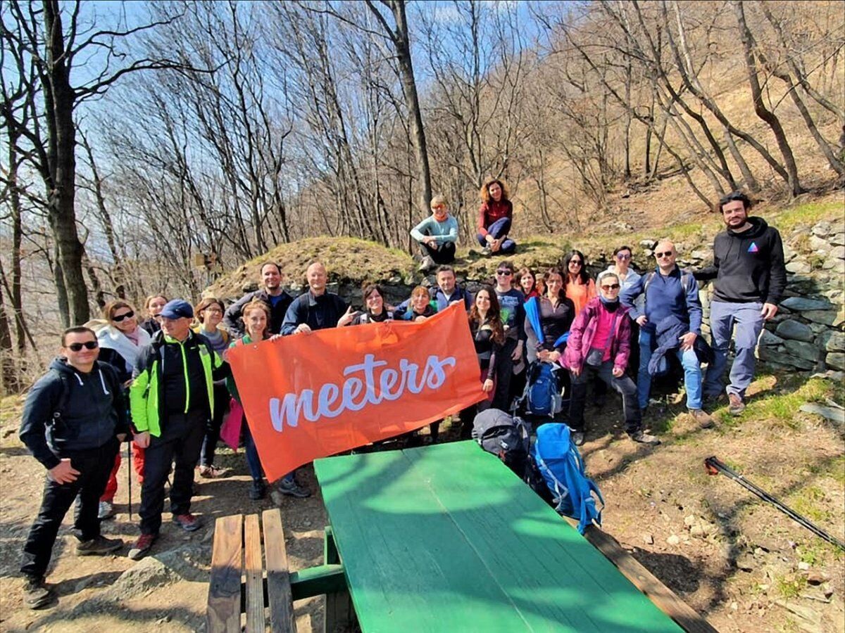 L'Anello panoramico dei Tre Casott e l’Abbazia di San Pietro al Monte L'Anello panoramico dei Tre Casott e l’Abbazia di San Pietro al Monte desktop picture