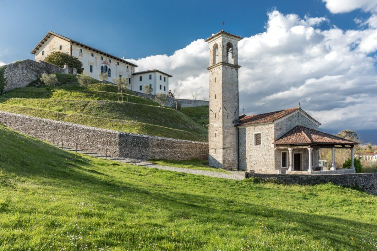 Visita Guidata a Spilimbergo: I Cento Anni della Scuola Mosaicisti Visita Guidata a Spilimbergo: I Cento Anni della Scuola Mosaicisti desktop picture