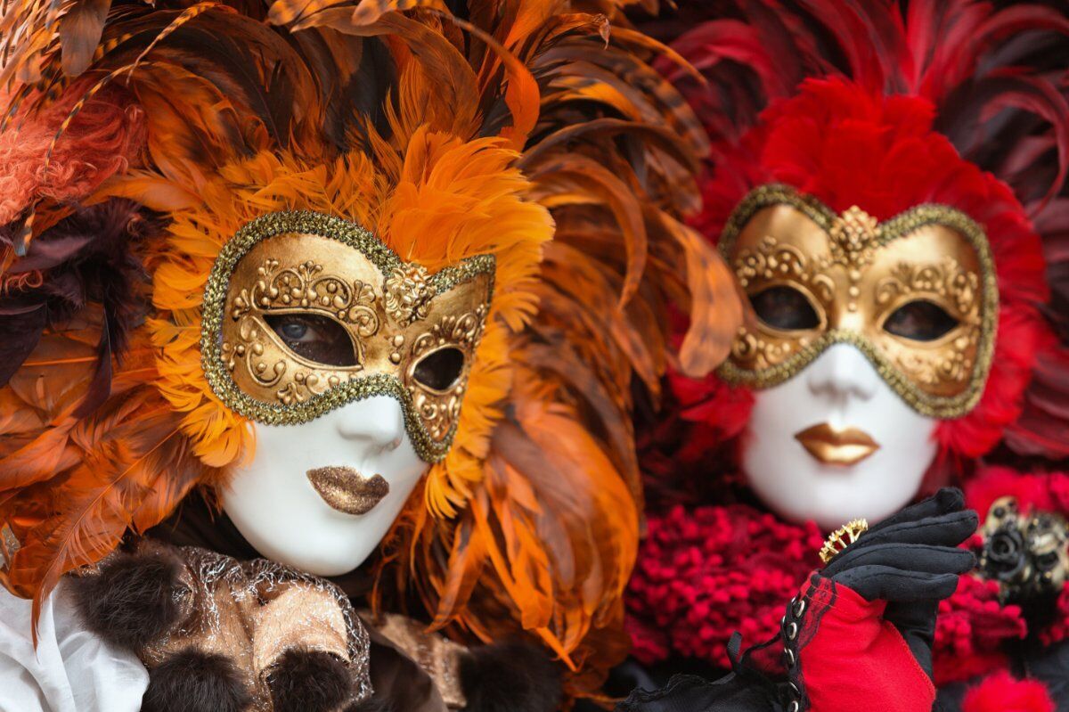 Tour nella Città delle Maschere: La Storia del Carnevale di Venezia desktop picture