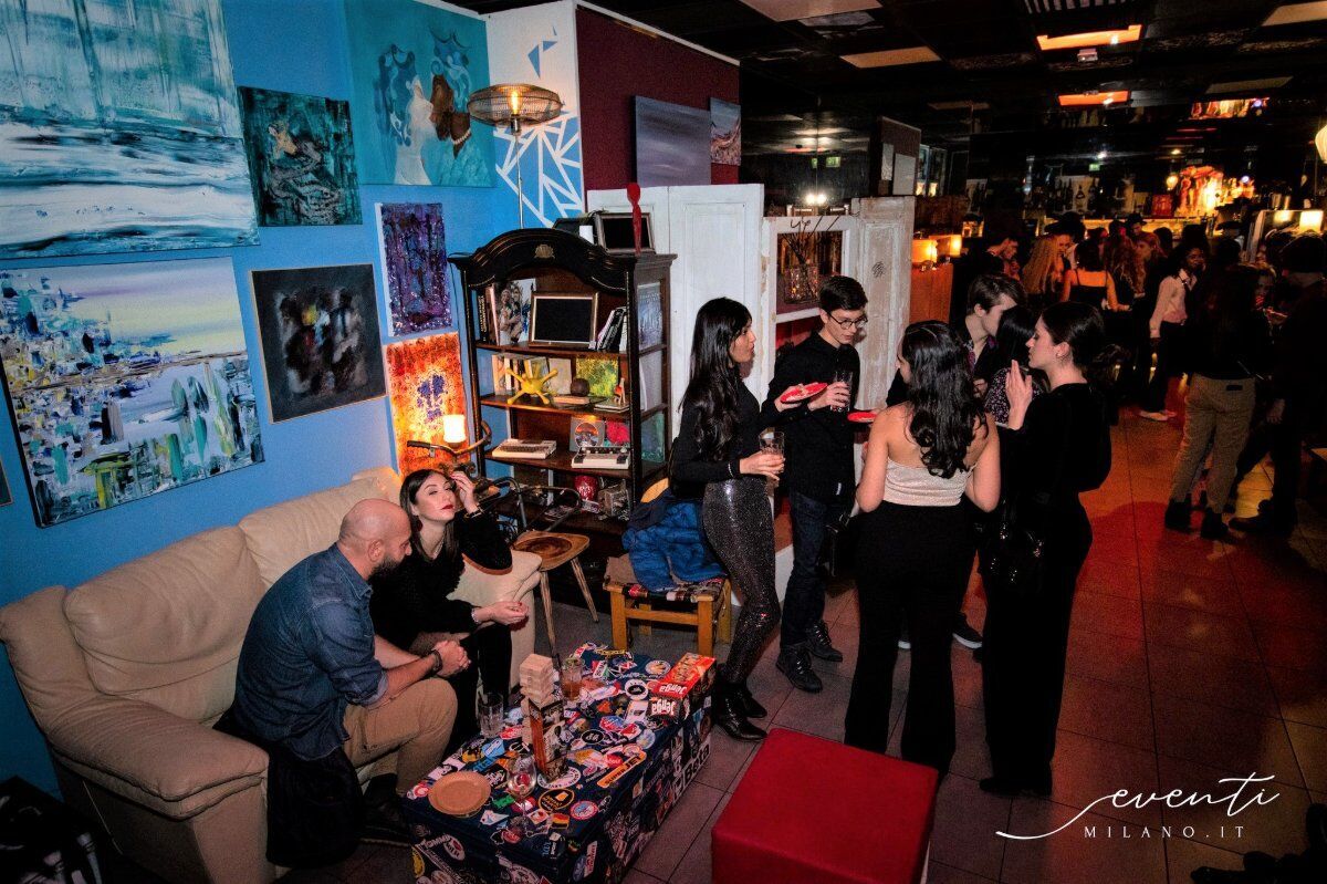 Meeters & Eventi Milano: Festa tra Arte e Musica all'Art Mall Meeters & Eventi Milano: Festa tra Arte e Musica all'Art Mall desktop picture