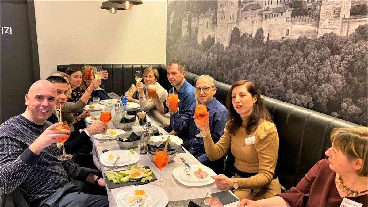 Serata dei Single a Bergamo Serata dei Single a Bergamo desktop picture