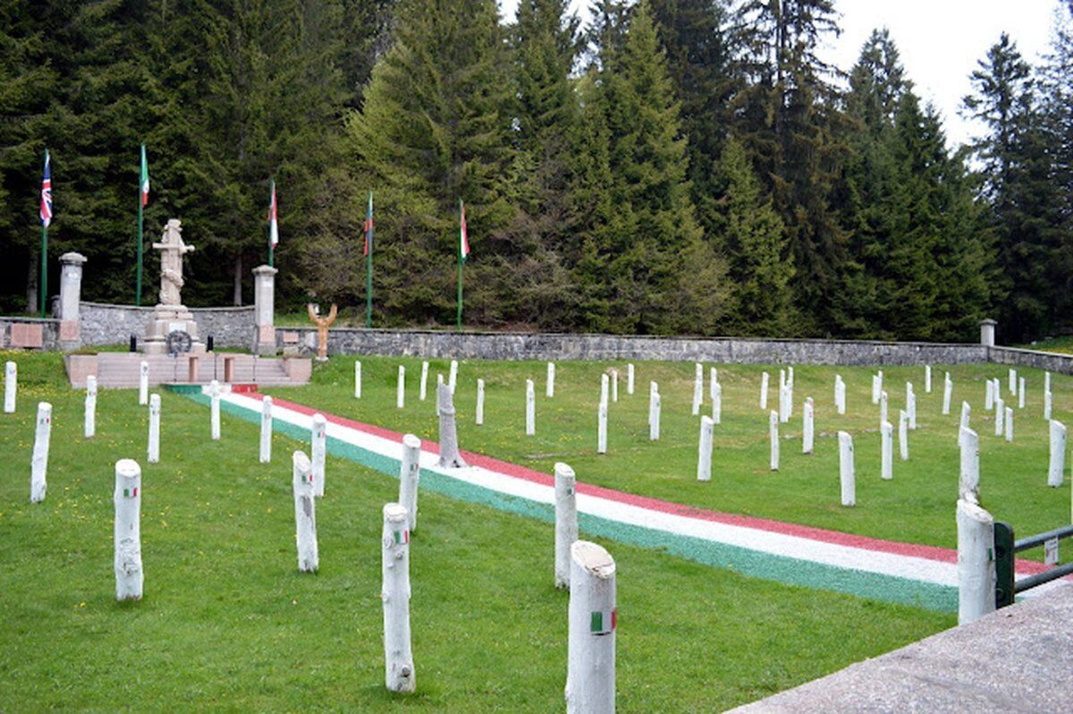 Trekking Letterario in cima al Monte Zovetto Trekking Letterario in cima al Monte Zovetto desktop picture