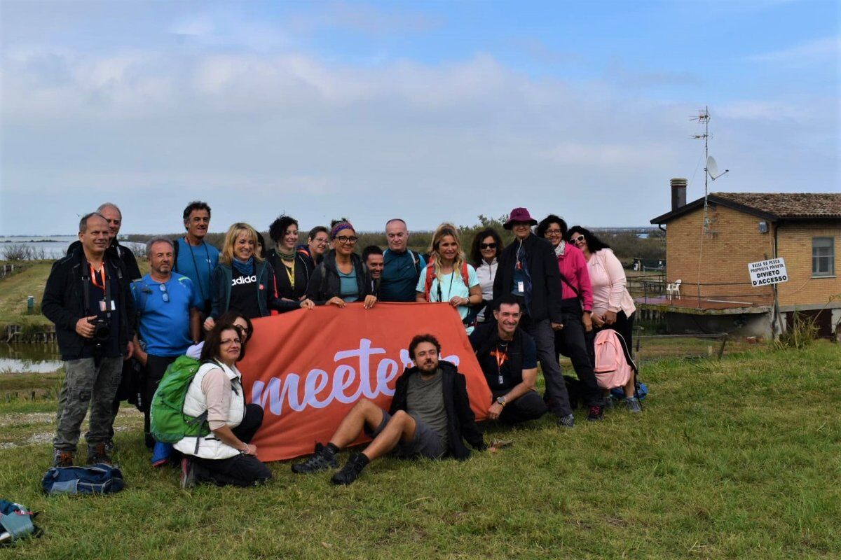 Escursione nel Delta del Po: tra foreste pluviali e fenicotteri rosa Escursione nel Delta del Po: tra foreste pluviali e fenicotteri rosa desktop picture