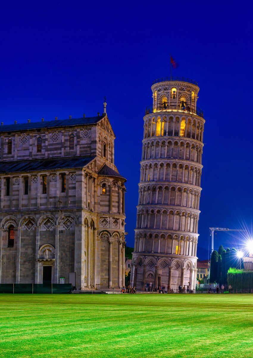 I Palazzi di Pisa: tour serale da Piazza dei Cavalieri al Lungarno desktop picture
