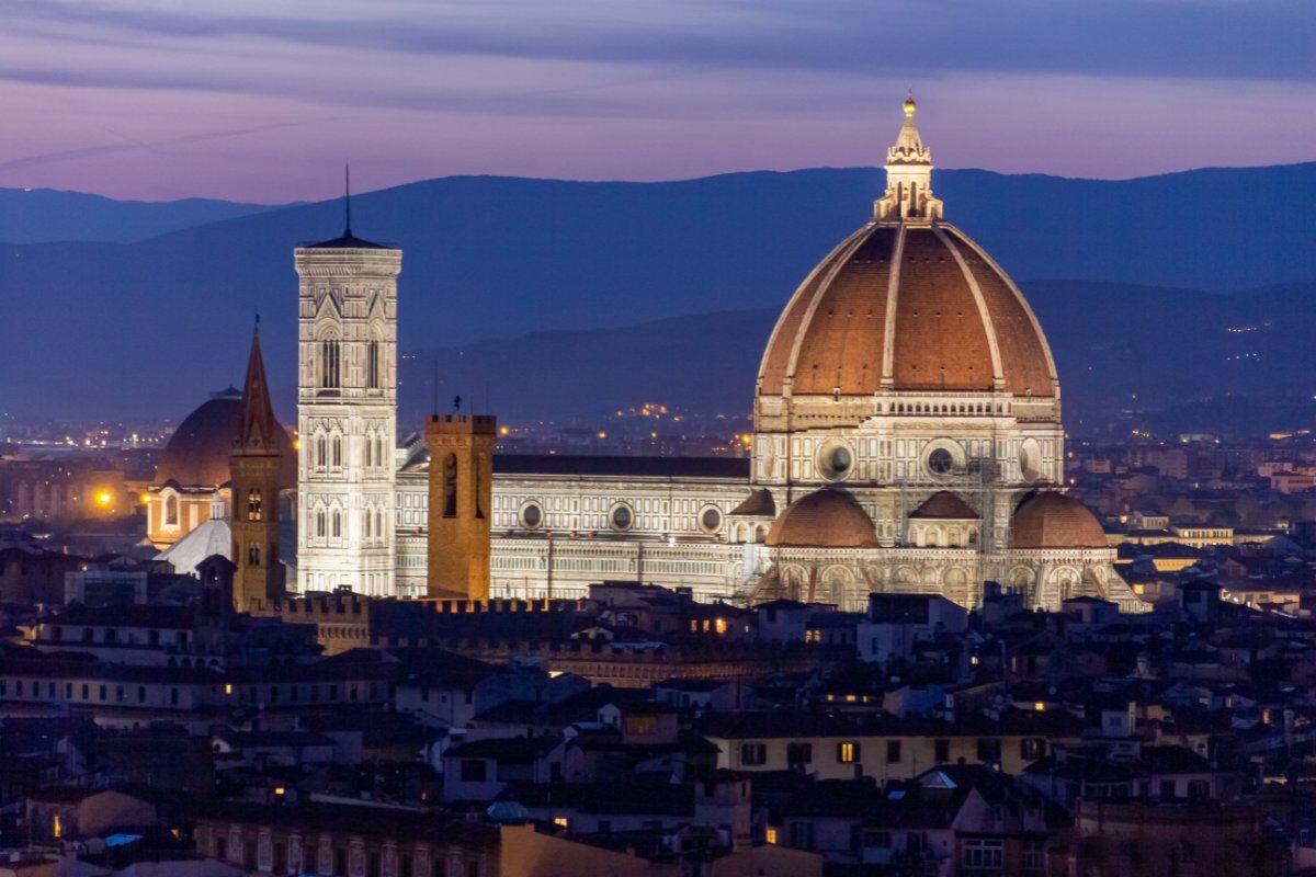 Firenze Esoterica: Visita Serale alla Città dei Simboli desktop picture