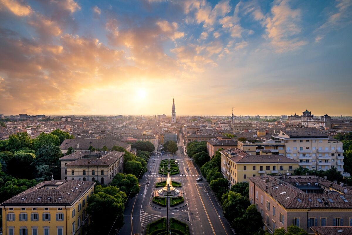 Pizzata Meeters a Modena Pizzata Meeters a Modena desktop picture