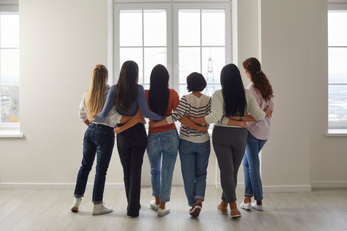 Incontro Online di Raccolta Fondi a Sostegno delle Donne Vittime di Violenza Incontro Online di Raccolta Fondi a Sostegno delle Donne Vittime di Violenza desktop picture