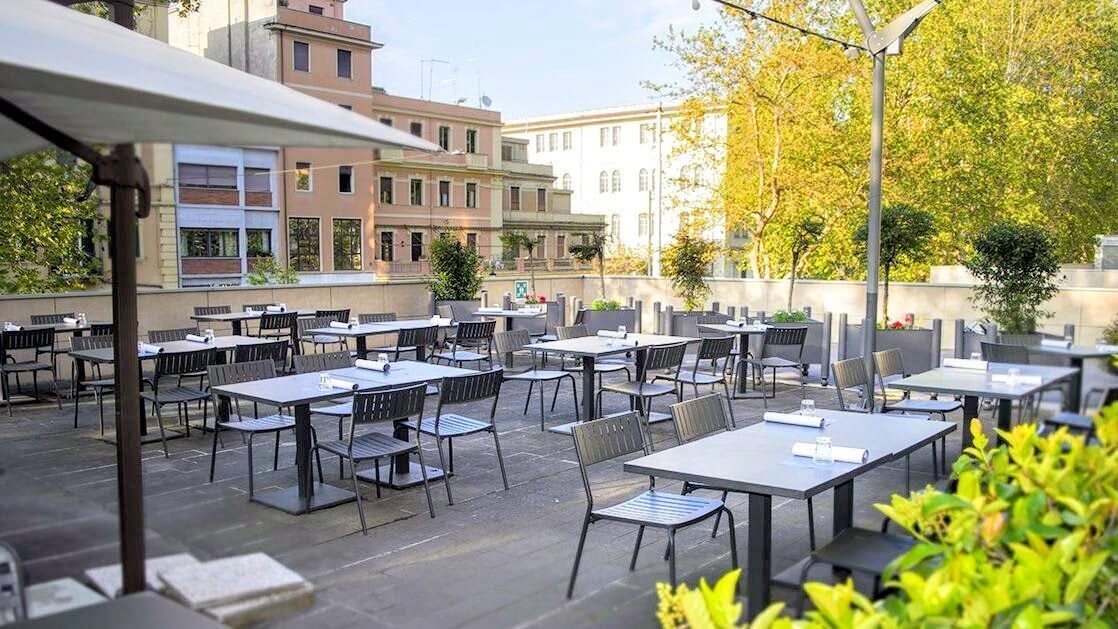 Aperitivo in buona compagnia sulle Terrazze di Roma Prati Aperitivo in buona compagnia sulle Terrazze di Roma Prati desktop picture