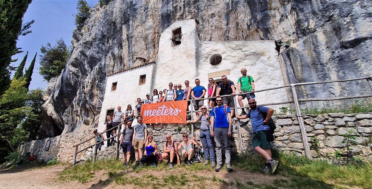 Trekking sul Monte Comer: un balcone sul Baldo e sul Lago di Garda desktop picture